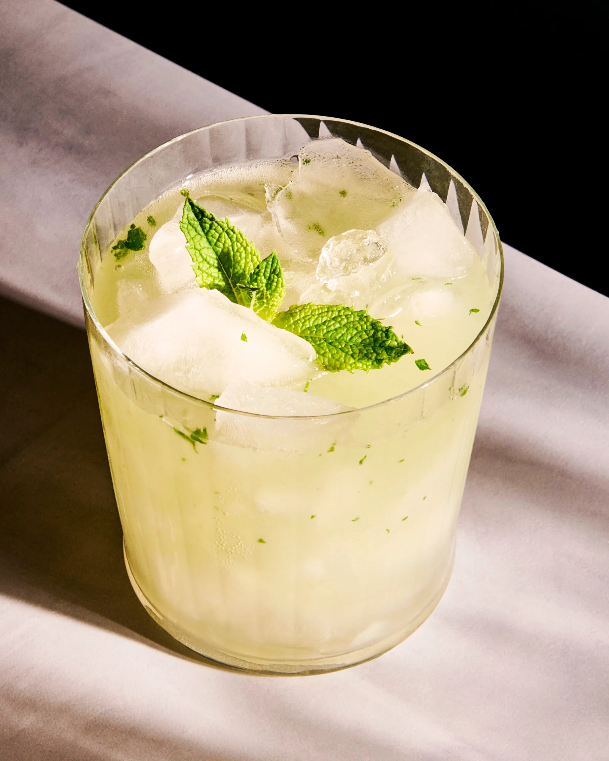 Gin Mule Apogee